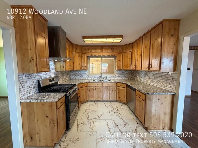 Building Photo - 10912 Woodland Ave NE