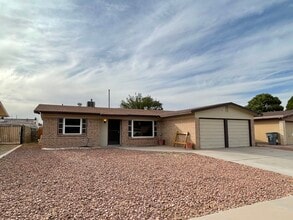 Building Photo - 2305 Ken Venturi Ln