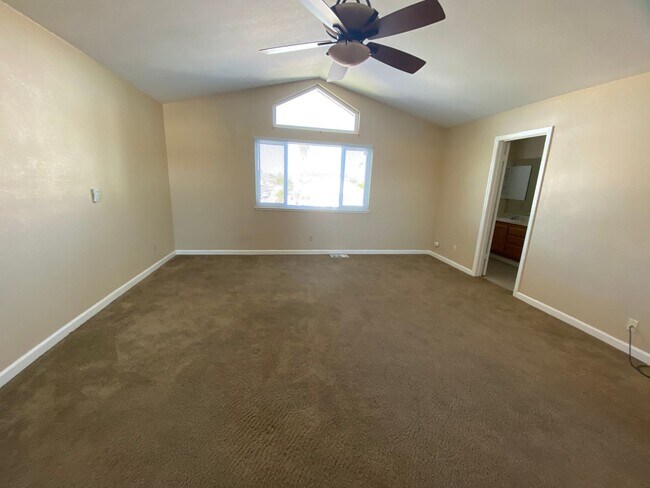 Building Photo - Lots of Natural Sunlight - Close to Travis Air Base - with No Rear Neighbors!