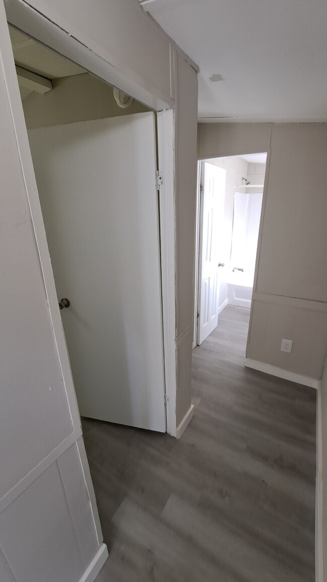 Building Photo - 113 Novits Nook Ct