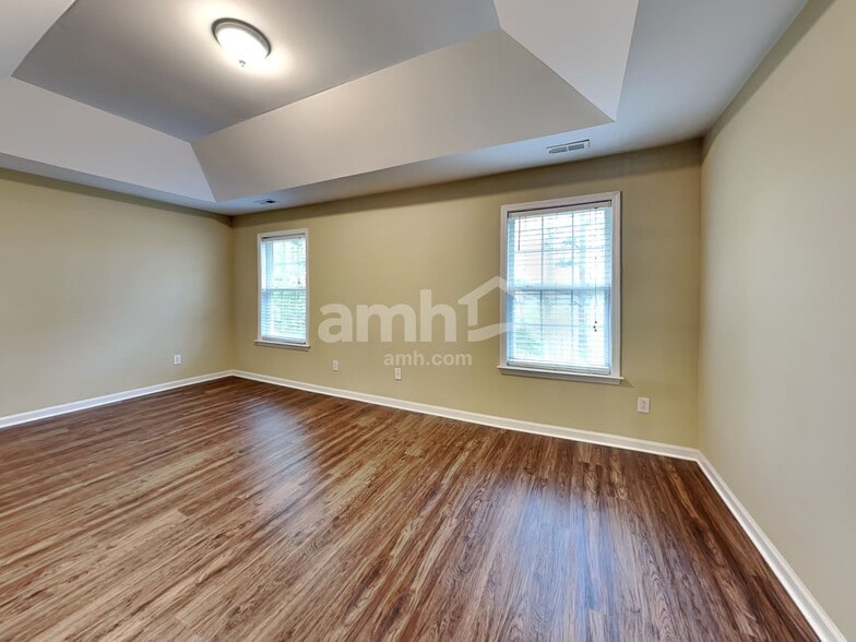 Building Photo - 5536 Keowee Way