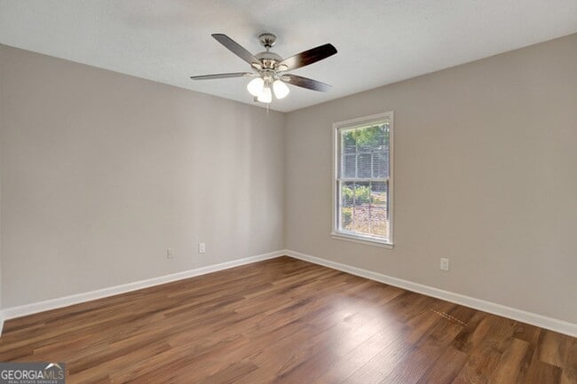 Building Photo - 105 Belle Dr