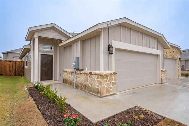 Building Photo - 660 Wheatfield Dr