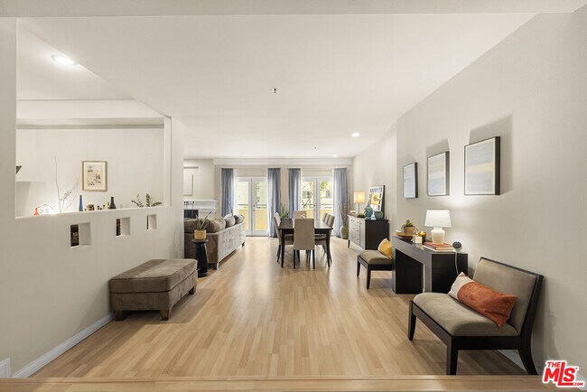 Building Photo - 12011 Goshen Ave