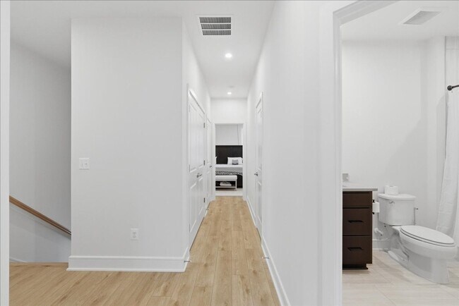 Building Photo - Welcome to this stunning, newly built 2025 townhome nestled in the heart of Brambleton