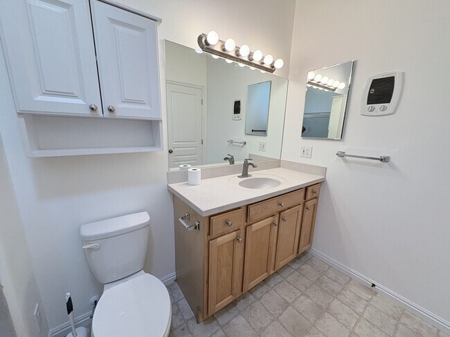 Building Photo - Peppercorn