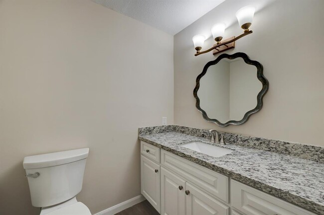 Building Photo - 2400 N Braeswood Blvd