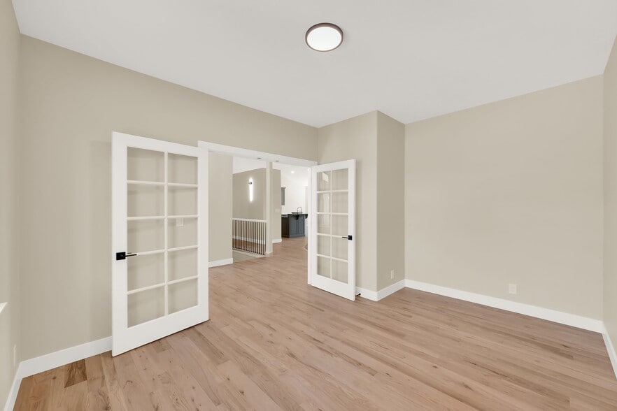 Building Photo - 4333 W Park Hollow Ln