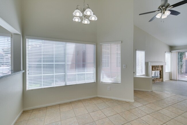 Building Photo - Cozy 3 bedroom single story house in Green Valley