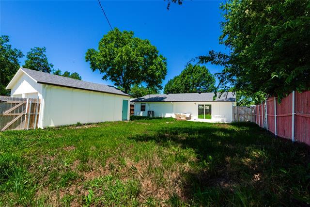 Building Photo - 3704 Strayhorn Dr