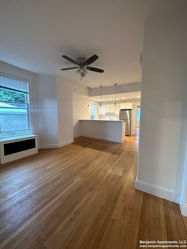 Building Photo - 38 Newton St