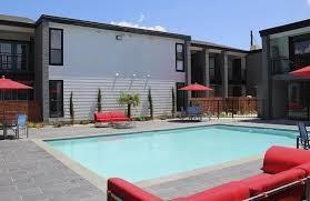 Building Photo - 1925 Moser Ave