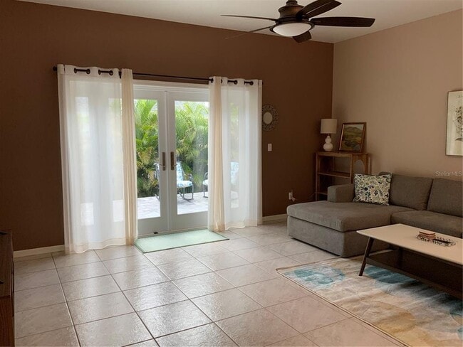 Building Photo - 1594 Coastal Pl