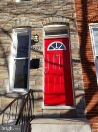 Building Photo - 1105 W Hamburg St