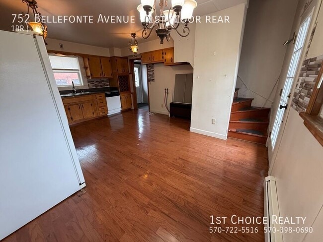 Building Photo - 752 Bellefonte Ave