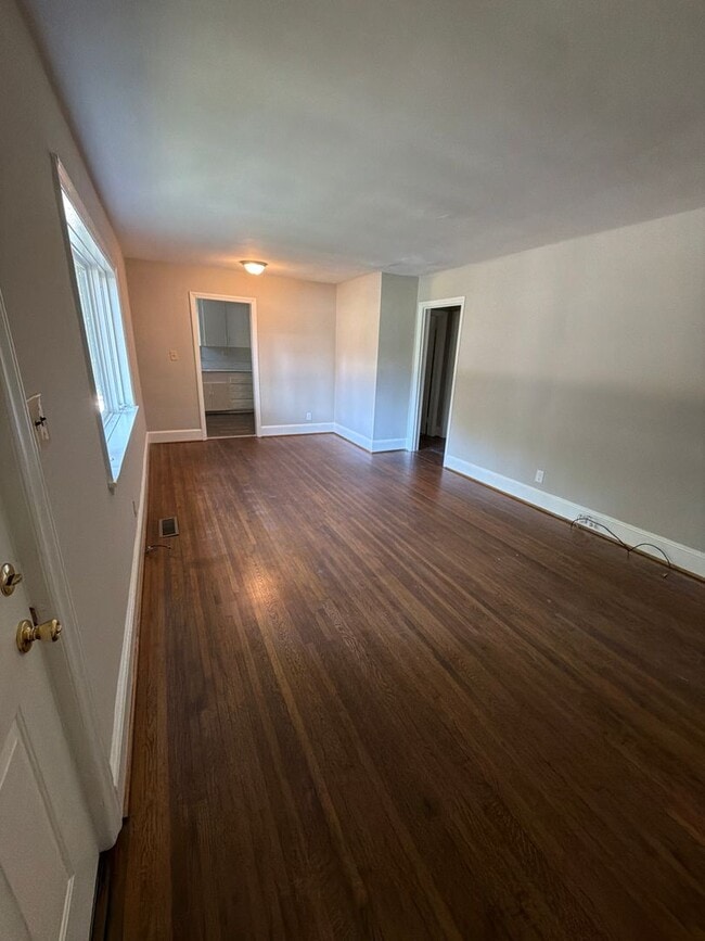 Building Photo - 1441 Goodwin Ave
