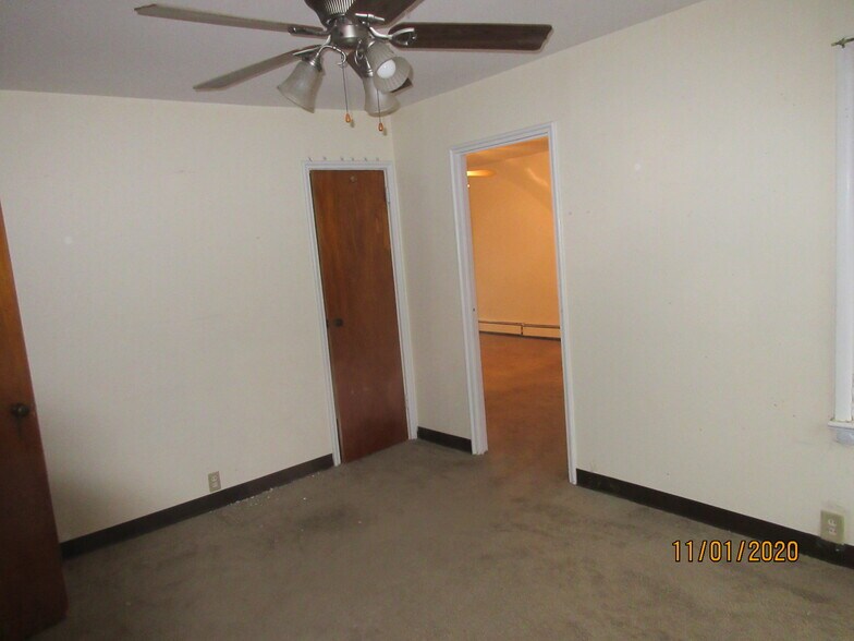 Building Photo - 1050 Lucas Ave Ext