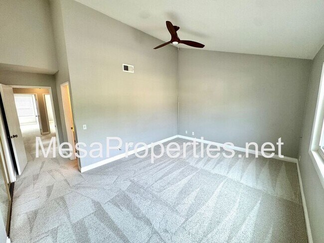 Building Photo - 8475 Lemon Grove Dr