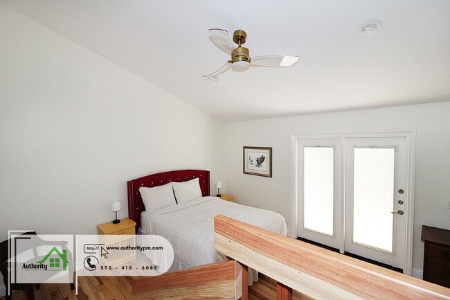 Building Photo - 3350 Mountain Oak Dr