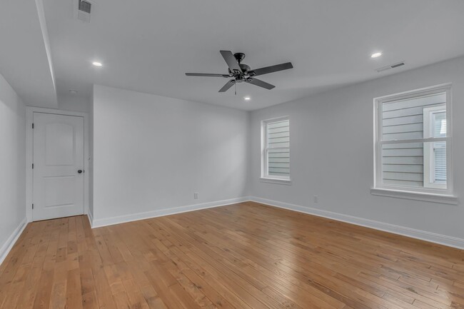 Building Photo - all new East/Cleveland Park Nashville 3 be...