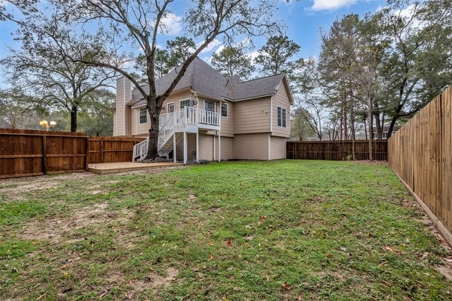 Building Photo - 701 Ravensworth Dr