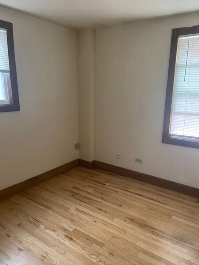 Building Photo - 2227 Arapahoe Ave