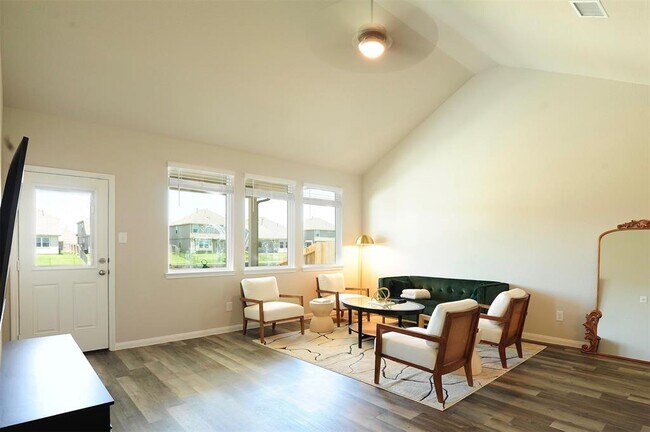 Building Photo - 24930 Adami Veduta Ct