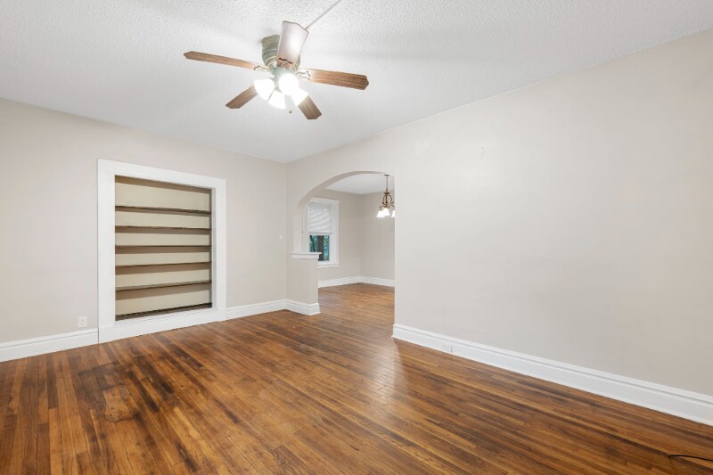 Building Photo - 3134 Miami St