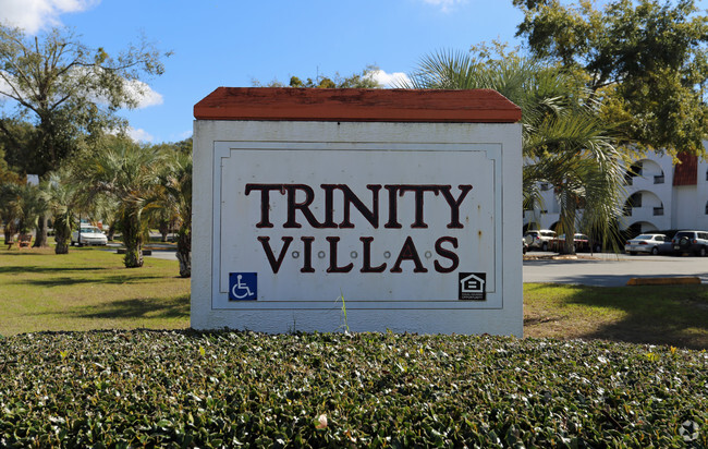 Building Photo - Trinity Villas