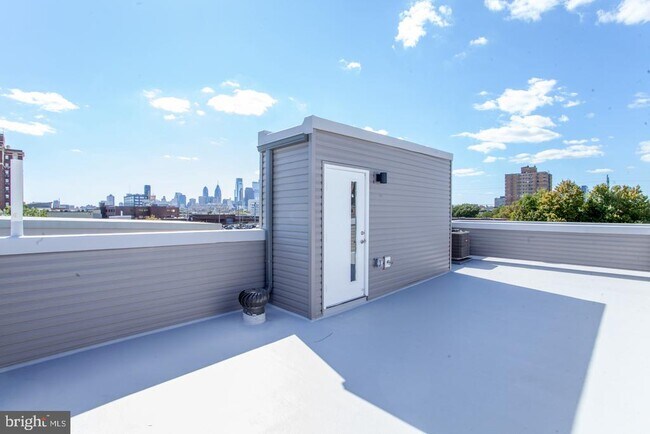 Building Photo - 1407 N 8th St