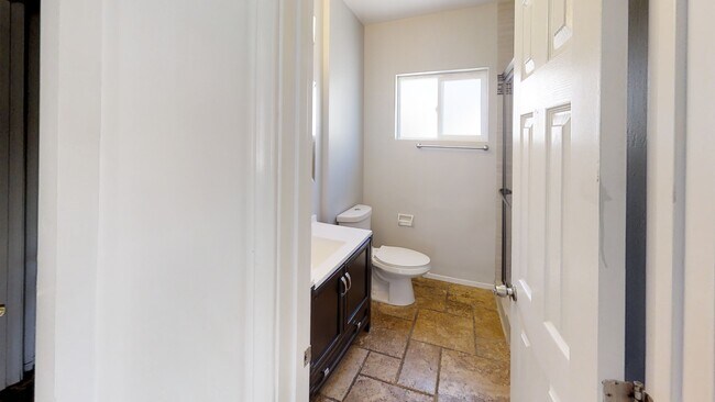 Building Photo - 4840 Art St