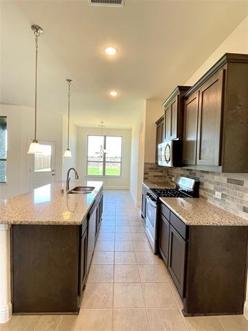 Building Photo - 4009 Whitetail Ln