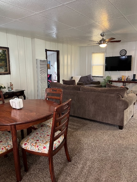 Building Photo - 23348 Knapps Cutoff