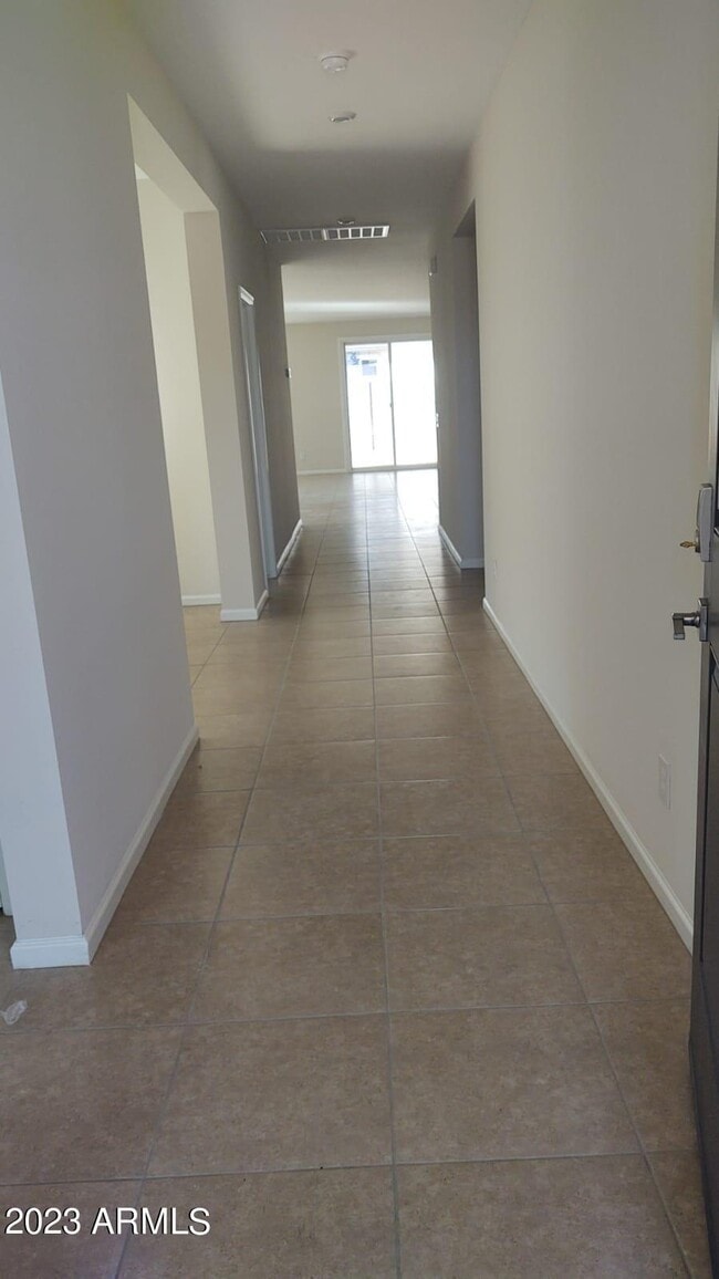 Building Photo - 17844 W Villa Hermosa Ln