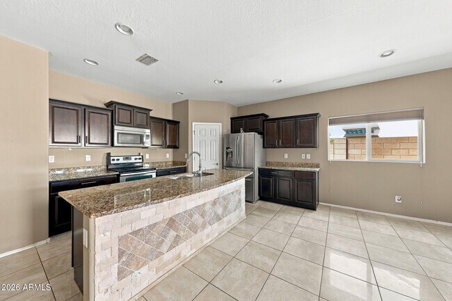 Building Photo - 25954 W Potter Dr