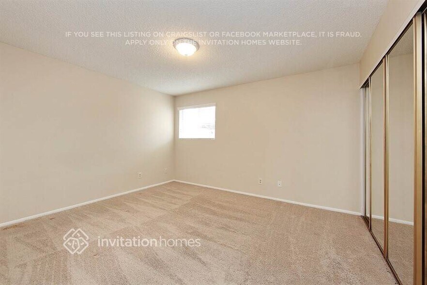 Building Photo - 6925 W Montebello Ave