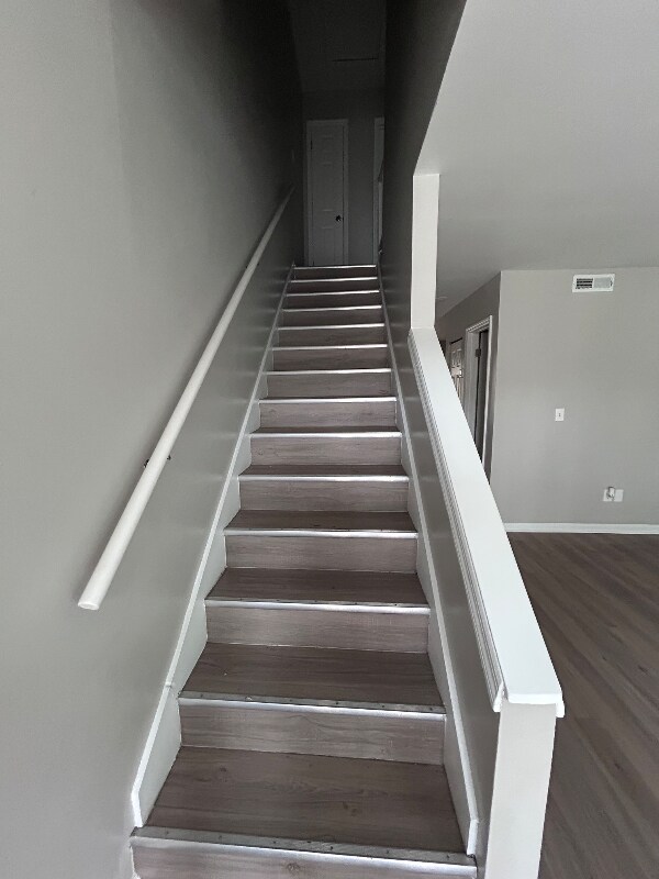 Building Photo - 7669 Hunters Ridge Ln