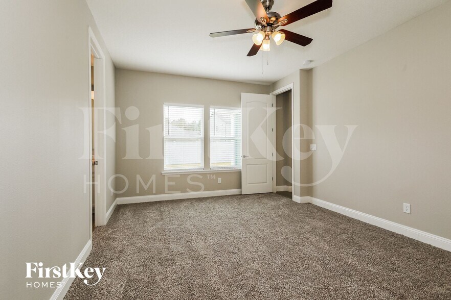 Building Photo - 377 Broomsedge Cir