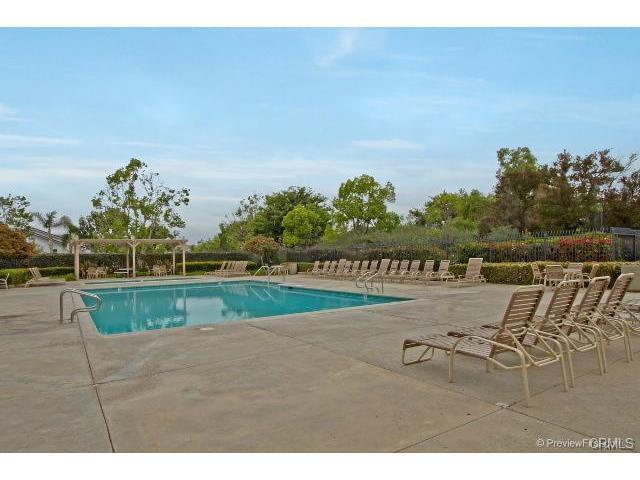 Building Photo - 3 Bedroom + Office in Rancho Highlands