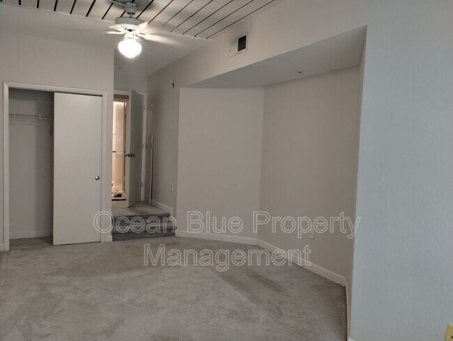 Building Photo - 520 S Armenia Ave
