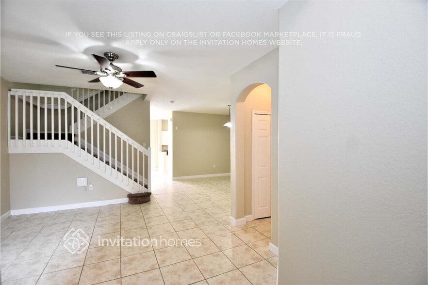 Building Photo - 8624 NW 112th Pl