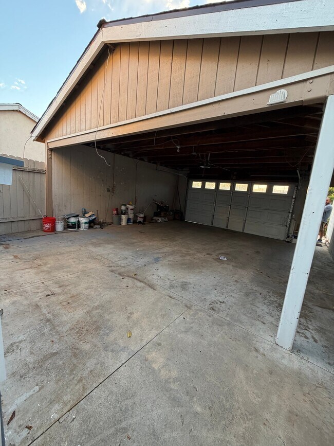 Building Photo - 11346 Violeta St