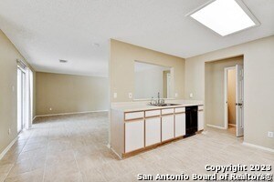 Building Photo - 10515 Talon Point
