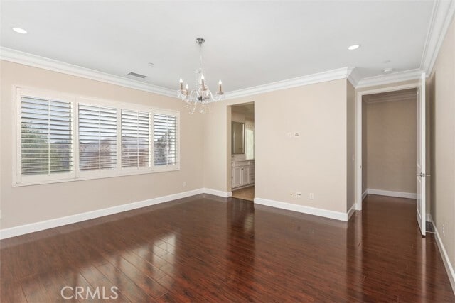 Building Photo - 2854 Alamitos Rd