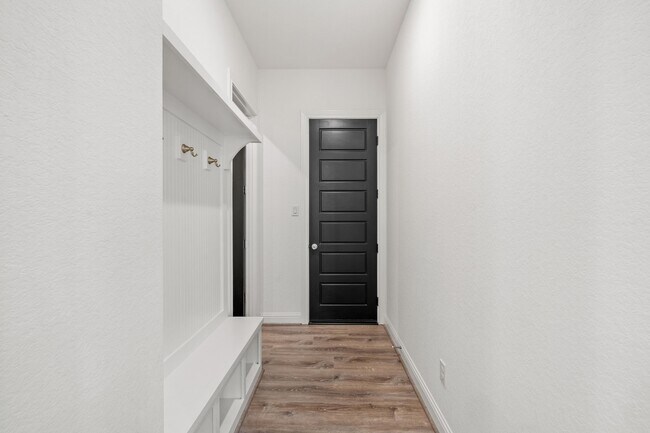 Building Photo - 18935 Wild Thornberry Dr