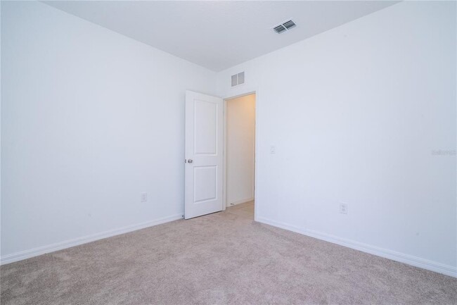 Building Photo - 471 Pine Tree Blvd