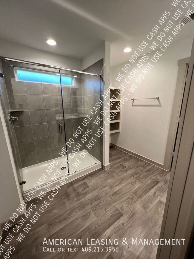 Building Photo - 375 Silver Bridge Ct