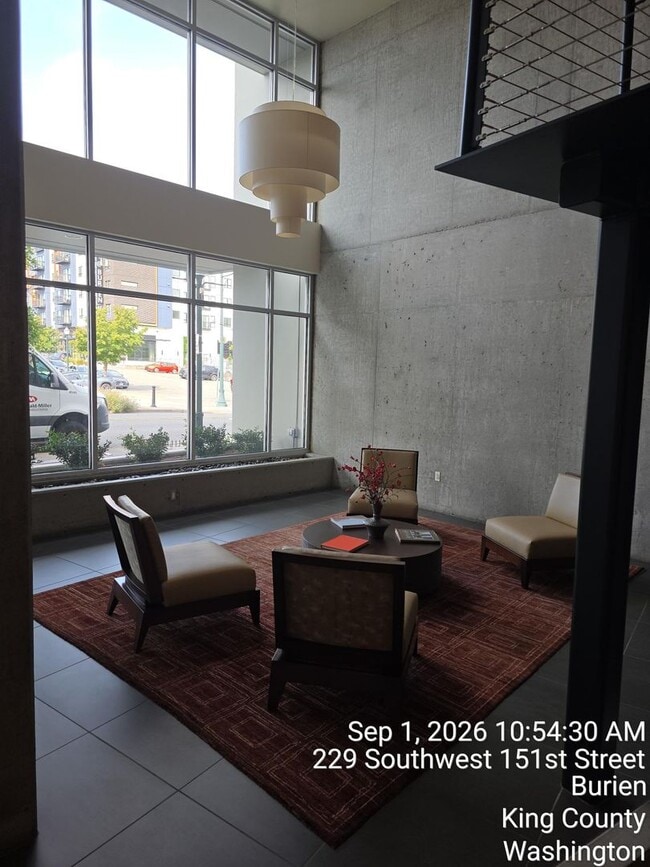 Building Photo - 15100 6th Ave SW