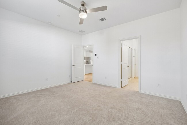 Building Photo - 3547 Pierce Ln