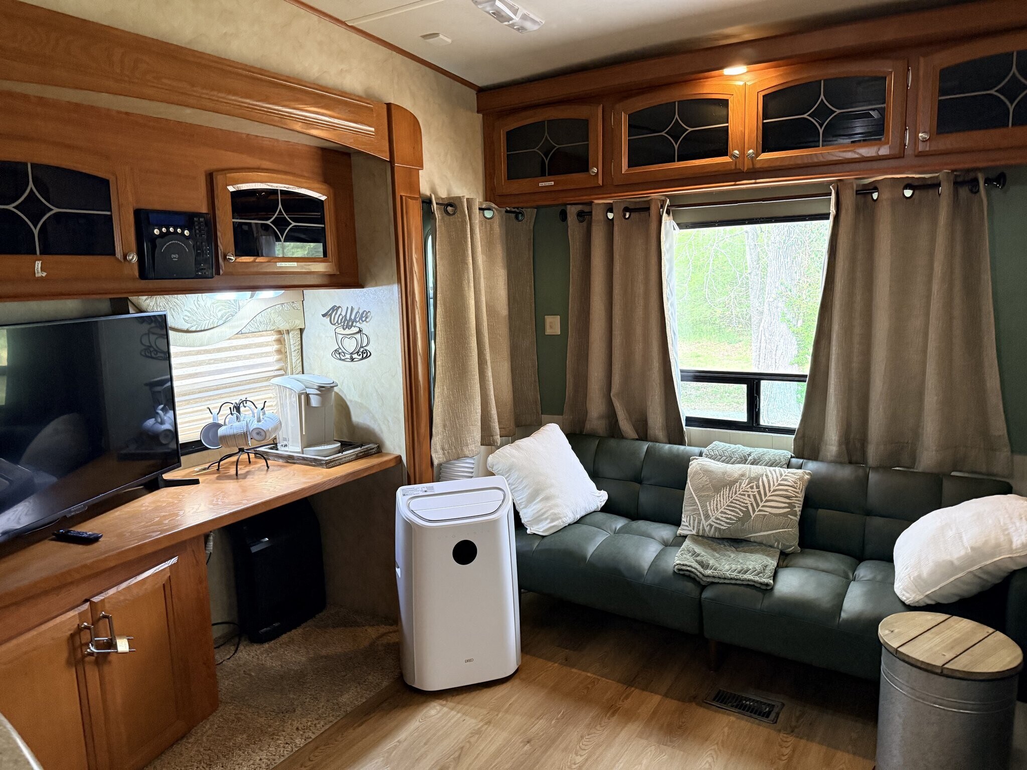 Building Photo - 7560 Chelsea Rd